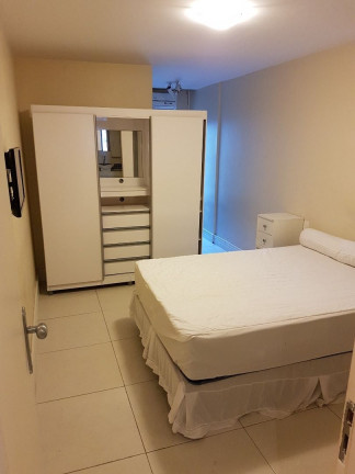 Imagem Imóvel com 2 Quartos à Venda ou Locação, 76 m² em Copacabana - Rio De Janeiro Imagem Imóvel com 2 Quartos à Venda ou Locação, 76 m² em Copacabana - Rio De Janeiro