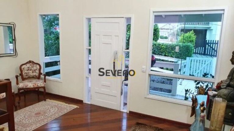 Imagem Casa de Condomínio com 6 Quartos à Venda, 280 m² em Vila Progresso - Niterói