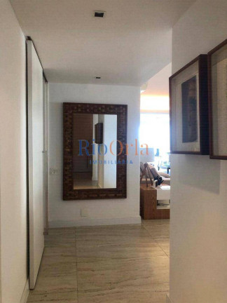Imagem Apartamento com 3 Quartos à Venda, 229 m² em Barra Da Tijuca - Rio De Janeiro