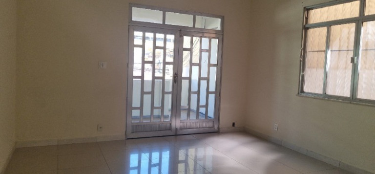 Imagem Casa com 6 Quartos à Venda, 288 m² em Jardim Vinte E Cinco De Agosto - Duque De Caxias Imagem Casa com 6 Quartos à Venda, 288 m² em Jardim Vinte E Cinco De Agosto - Duque De Caxias
