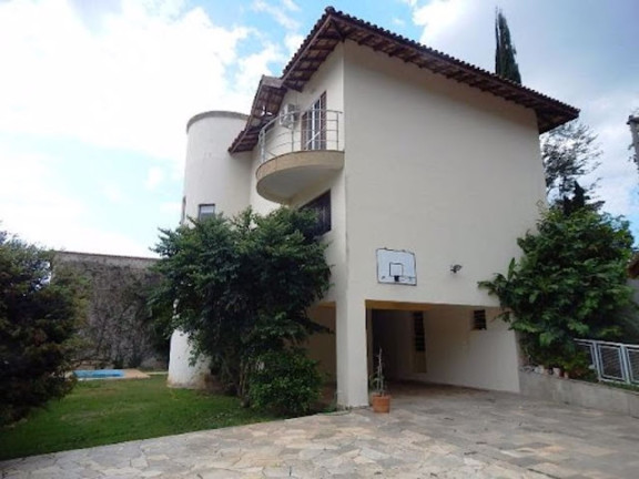 Casa com 4 Quartos à Venda, 420 m² em Vila Santista - Atibaia