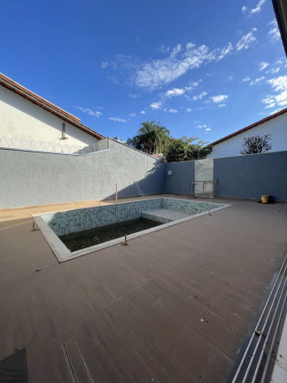 Imagem Casa com 3 Quartos à Venda, em Setor Sul - Goianésia Imagem Casa com 3 Quartos à Venda, em Setor Sul - Goianésia