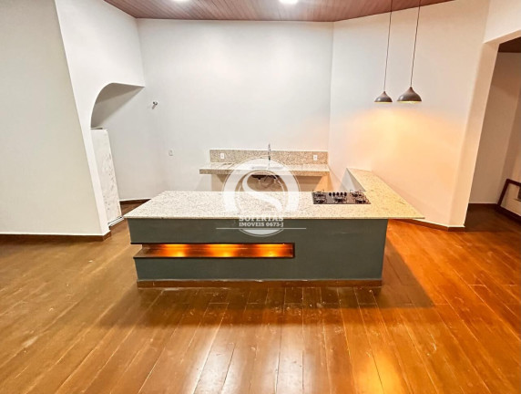 Imagem Casa com 3 Quartos à Venda, 200 m² Imagem Casa com 3 Quartos à Venda, 200 m²