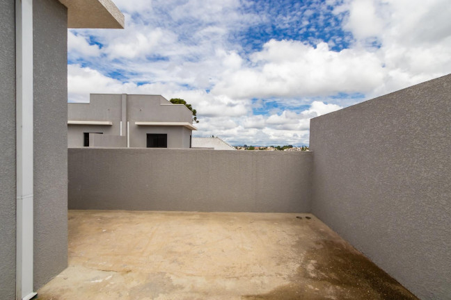 Imagem Casa de Condomínio com 3 Quartos à Venda, 97 m² em Uberaba - Curitiba
