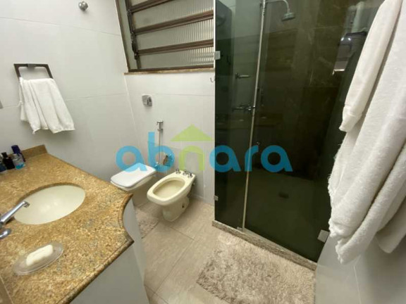 Imagem Apartamento com 3 Quartos à Venda, 250 m² em Copacabana - Rio De Janeiro