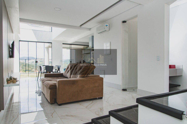 Imagem Casa com 3 Quartos à Venda, 250 m² em Vicente Nunes - Nazaré Paulista