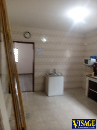 Imagem Casa com 3 Quartos à Venda, 240 m² em Jd. Do Vale - Jacareí Imagem Casa com 3 Quartos à Venda, 240 m² em Jd. Do Vale - Jacareí