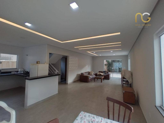 Imagem Sobrado com 4 Quartos à Venda, 165 m² em Solemar - Praia Grande Imagem Sobrado com 4 Quartos à Venda, 165 m² em Solemar - Praia Grande