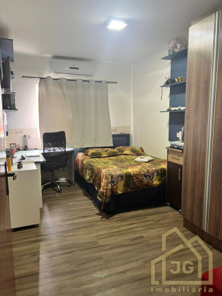 Imagem Sobrado com 3 Quartos à Venda, 442 m² em Osvaldo Cruz - São Caetano Do Sul