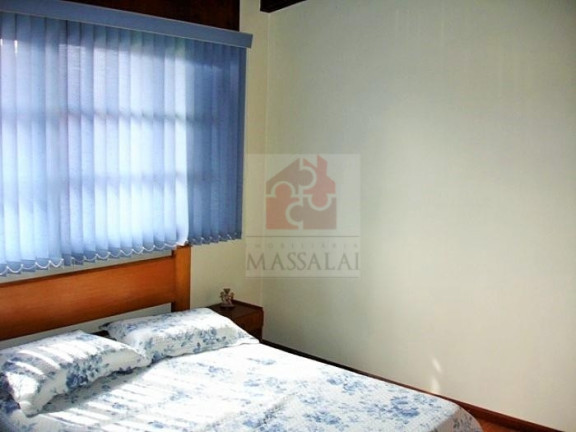 Imagem Casa com 4 Quartos à Venda, 224 m² em Santa Maria Goretti - Porto Alegre Imagem Casa com 4 Quartos à Venda, 224 m² em Santa Maria Goretti - Porto Alegre