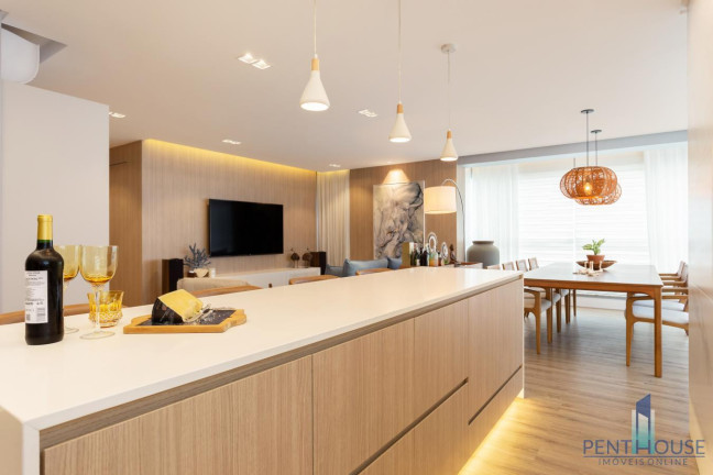 Imagem Apartamento com 3 Quartos à Venda, 130 m² em Centro - Balneário Camboriú