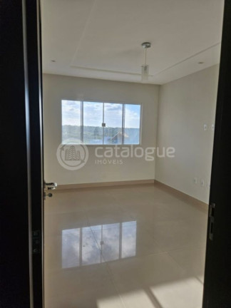 Imagem Casa de Condomínio com 3 Quartos para Alugar, 463 m² em Pium (distrito Litoral) - Parnamirim