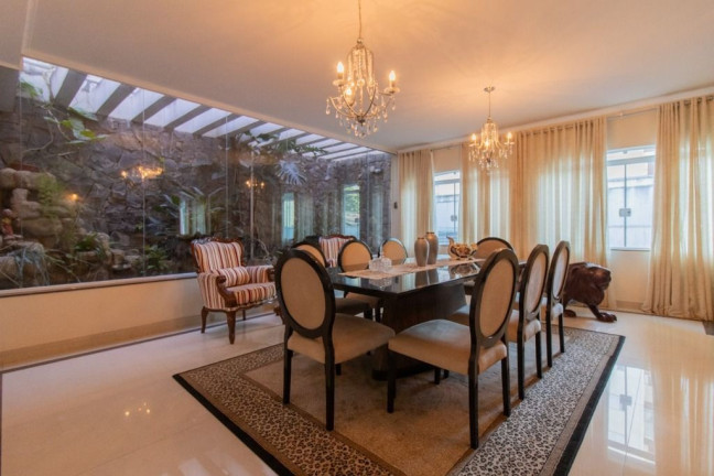 Casa com 4 Quartos à Venda, 430 m² em Vila Galvão - Guarulhos