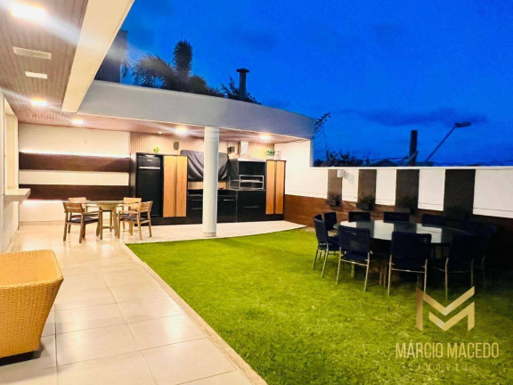 Imagem Casa com 4 Quartos à Venda, 620 m² em De Lourdes - Fortaleza