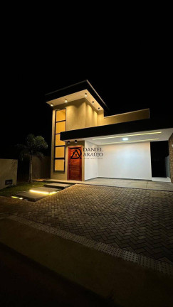 Imagem Casa com 3 Quartos à Venda,  em Mossoró