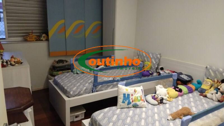 Imagem Apartamento com 4 Quartos à Venda, 160 m² em Tijuca - Rio De Janeiro Imagem Apartamento com 4 Quartos à Venda, 160 m² em Tijuca - Rio De Janeiro