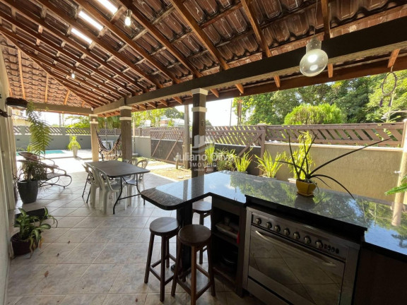 Imagem Casa com 3 Quartos à Venda, 124 m² em Barra Do Sai - Itapoá Imagem Casa com 3 Quartos à Venda, 124 m² em Barra Do Sai - Itapoá