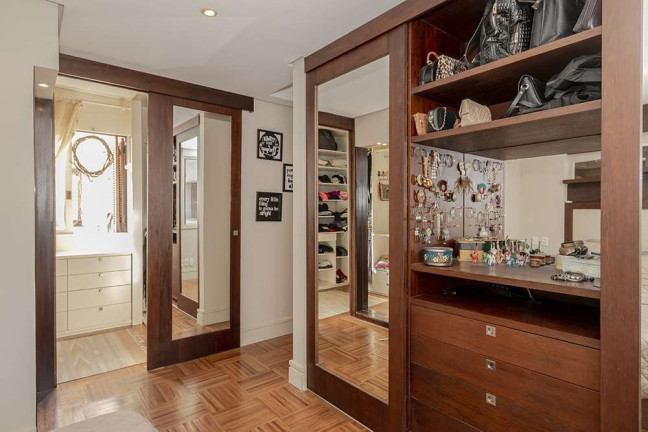 Imagem Apartamento com 2 Quartos à Venda, 5.000 m² em Auxiliadora - Porto Alegre Imagem Apartamento com 2 Quartos à Venda, 5.000 m² em Auxiliadora - Porto Alegre