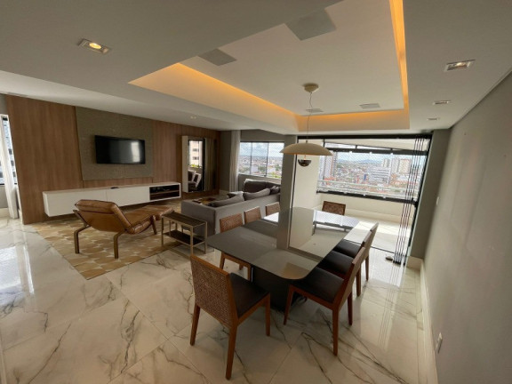 Apartamento com 4 Quartos para Alugar, 205 m² em Centro - Feira De Santana