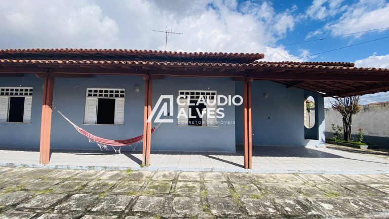 Imagem Casa com 5 Quartos à Venda, 200 m² em São João - Feira De Santana