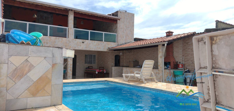 Casa com 3 Quartos à Venda, 180 m² em Gaivotas - Itanhaém