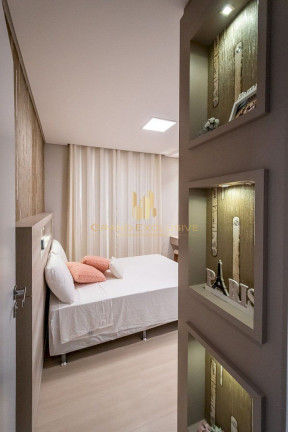 Imagem Apartamento com 3 Quartos à Venda, 105 m² em Centro - Balneário Camboriú Imagem Apartamento com 3 Quartos à Venda, 105 m² em Centro - Balneário Camboriú