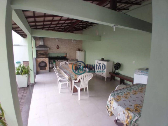 Imagem Casa com 3 Quartos à Venda, 250 m² em Piratininga - Niterói