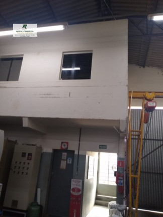 Imagem Imóvel Comercial à Venda, 500 m² em São Roque Imagem Imóvel Comercial à Venda, 500 m² em São Roque