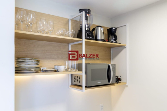 Imagem Apartamento com 1 Quarto à Venda, 32 m² em Centro - Florianópolis