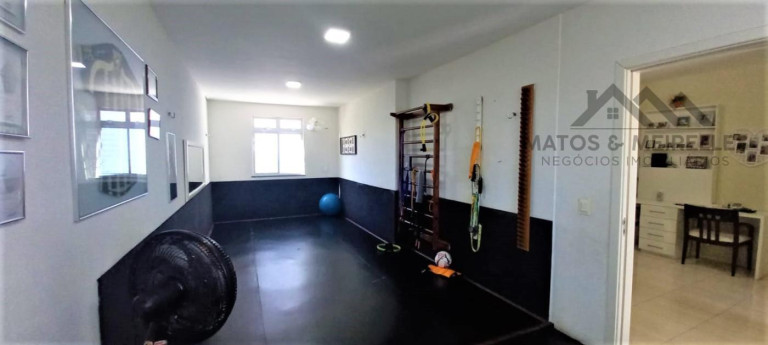 Imagem Casa com 8 Quartos à Venda, 500 m² em Centro - Fortaleza Imagem Casa com 8 Quartos à Venda, 500 m² em Centro - Fortaleza