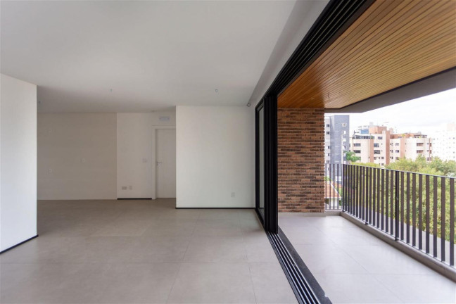 Apartamento com 3 Quartos à Venda, 135 m² em Ahú - Curitiba