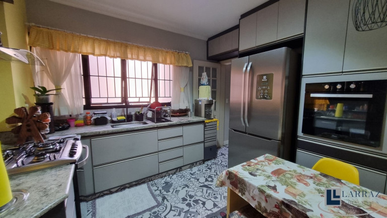 Imagem Imóvel com 3 Quartos à Venda, 107 m² em Centro - Ribeirão Preto Imagem Imóvel com 3 Quartos à Venda, 107 m² em Centro - Ribeirão Preto