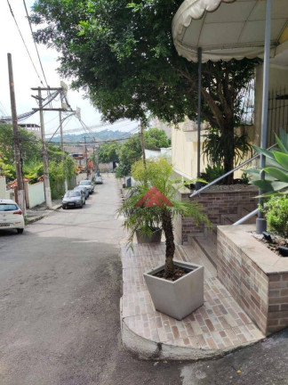 Imagem Apartamento com 2 Quartos à Venda, 76 m² em Centro - São Gonçalo Imagem Apartamento com 2 Quartos à Venda, 76 m² em Centro - São Gonçalo