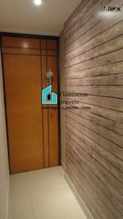 Imagem Apartamento com 3 Quartos à Venda, 218 m² em Icaraí - Niterói
