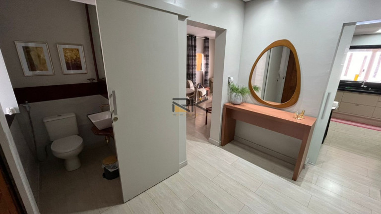 Imagem Casa com 4 Quartos à Venda, 250 m² em Centro - Ubatuba Imagem Casa com 4 Quartos à Venda, 250 m² em Centro - Ubatuba