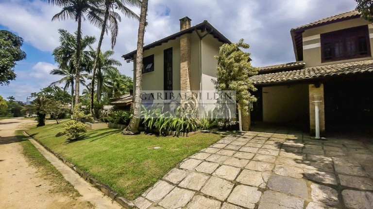 Sobrado com 5 Quartos à Venda, 485 m² em Lagoinha - Ubatuba
