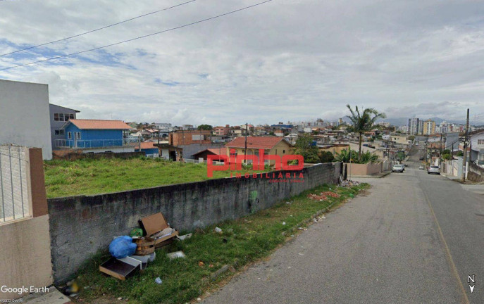 Imagem Terreno à Venda, 817 m² em Barreiros - São José Imagem Terreno à Venda, 817 m² em Barreiros - São José