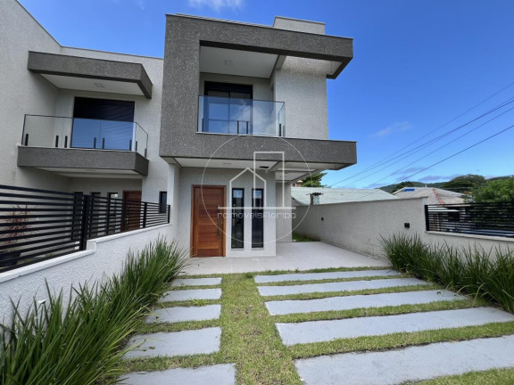 Imagem Casa com 3 Quartos à Venda, 135 m² em Ponta Das Canas - Florianópolis Imagem Casa com 3 Quartos à Venda, 135 m² em Ponta Das Canas - Florianópolis