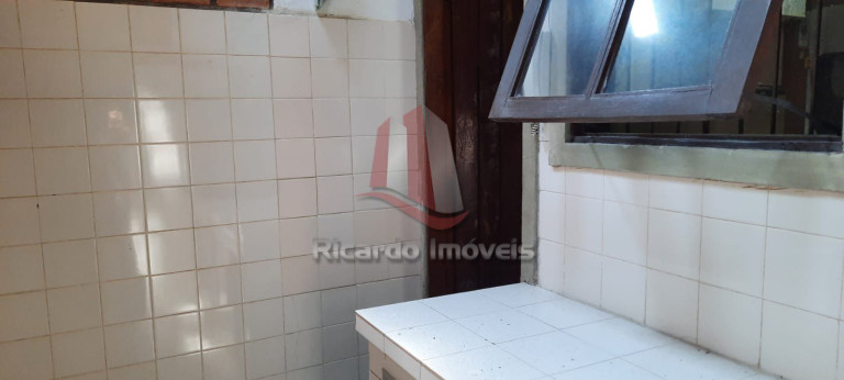 Imagem Imóvel com 2 Quartos à Venda, 80 m²
