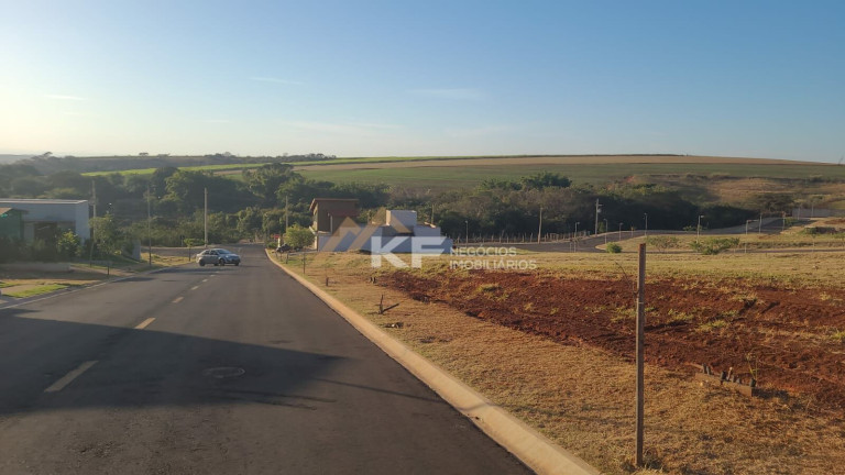 Imagem Terreno à Venda, 275 m² em Jardim Das Acácias - Cravinhos Imagem Terreno à Venda, 275 m² em Jardim Das Acácias - Cravinhos