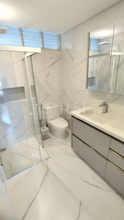 Imagem Apartamento com 3 Quartos para Alugar, 131 m² em Centro - Balneário Camboriú Imagem Apartamento com 3 Quartos para Alugar, 131 m² em Centro - Balneário Camboriú