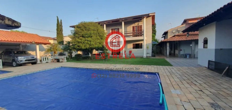 Casa com 4 Quartos à Venda, 425 m² em Jardim Santa Maria - Jacareí