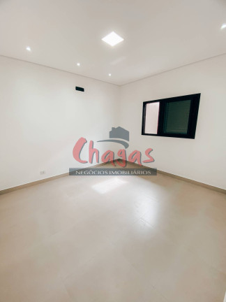 Imagem Casa com 3 Quartos à Venda, 214 m² em Pontal De Santa Marina - Caraguatatuba Imagem Casa com 3 Quartos à Venda, 214 m² em Pontal De Santa Marina - Caraguatatuba