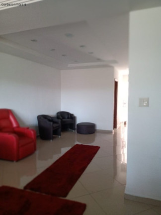 Imagem Casa com 3 Quartos à Venda, 93 m² em Centro - Duque De Caxias