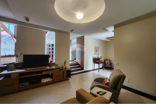 Imagem Casa de Condomínio com 3 Quartos à Venda, 324 m² em Itaipu - Niterói Imagem Casa de Condomínio com 3 Quartos à Venda, 324 m² em Itaipu - Niterói