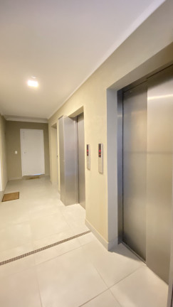 Imagem Apartamento com 2 Quartos à Venda, 69 m² em Santo Antônio - Porto Alegre