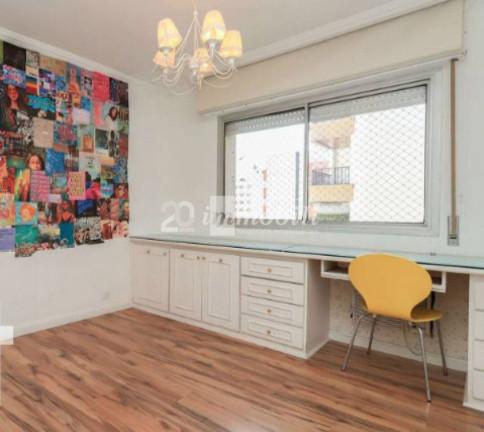 Imagem Apartamento com 3 Quartos à Venda, 225 m² em Santa Cecília - São Paulo