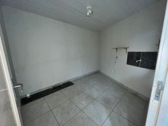 Imagem Casa com 3 Quartos à Venda, 120 m² em Passo Da Areia - Porto Alegre Imagem Casa com 3 Quartos à Venda, 120 m² em Passo Da Areia - Porto Alegre