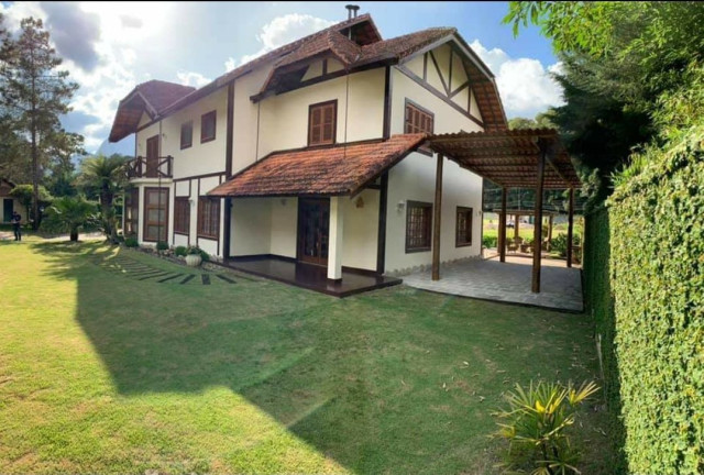 Imagem Casa com 4 Quartos à Venda, 410 m² em Parque Do Imbui - Teresópolis