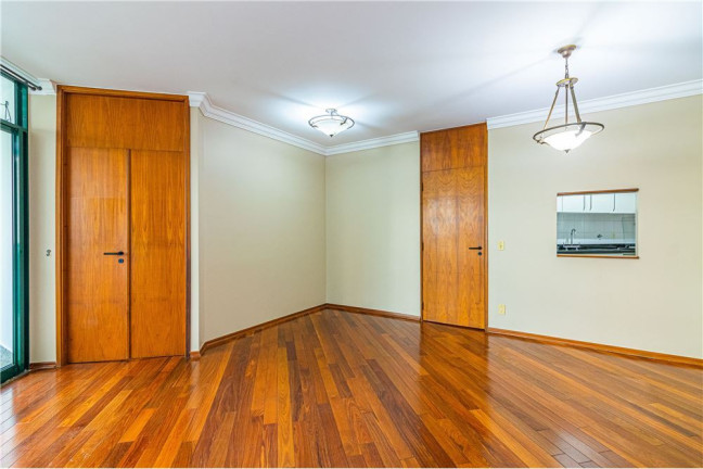 Imagem Imóvel com 4 Quartos à Venda, em Moema - São Paulo Imagem Imóvel com 4 Quartos à Venda, em Moema - São Paulo